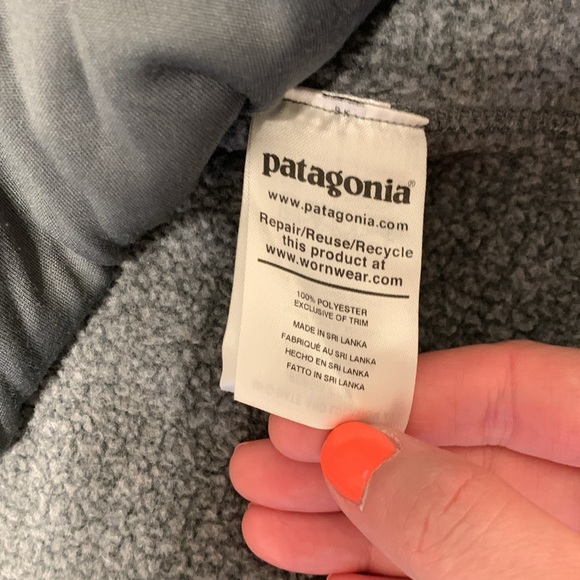 Patagonia Gray Lightweight Shirt Jacket Athletic-Inspired Design - Picture 4 of 5